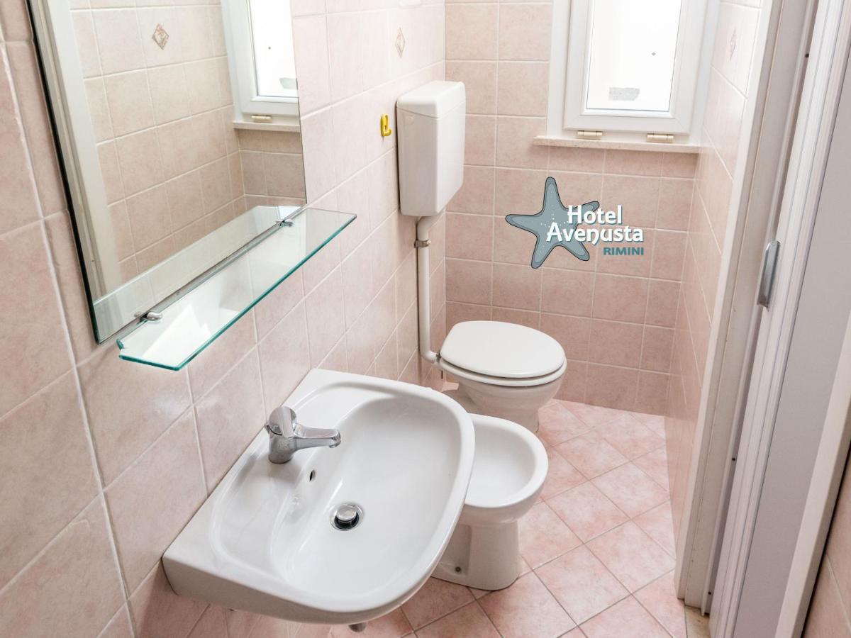 Hotel Avenusta Viserba Di Rimini Εξωτερικό φωτογραφία