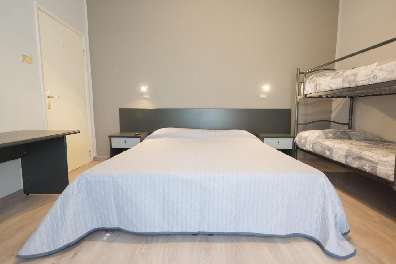 Hotel Avenusta Viserba Di Rimini Εξωτερικό φωτογραφία